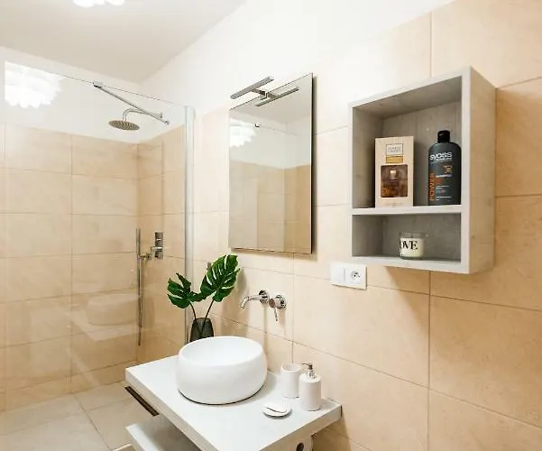 Private 5 Star 3 Flat And In-door Pkg 아파트